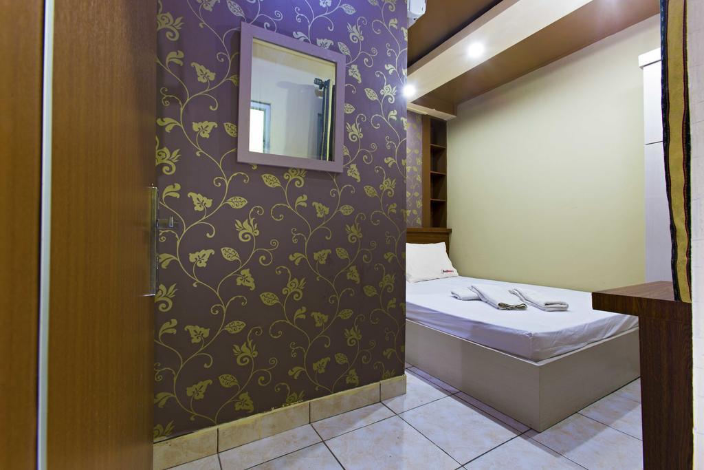 Reddoorz @ Tebet Asem Baris Hotel Jacarta Exterior foto
