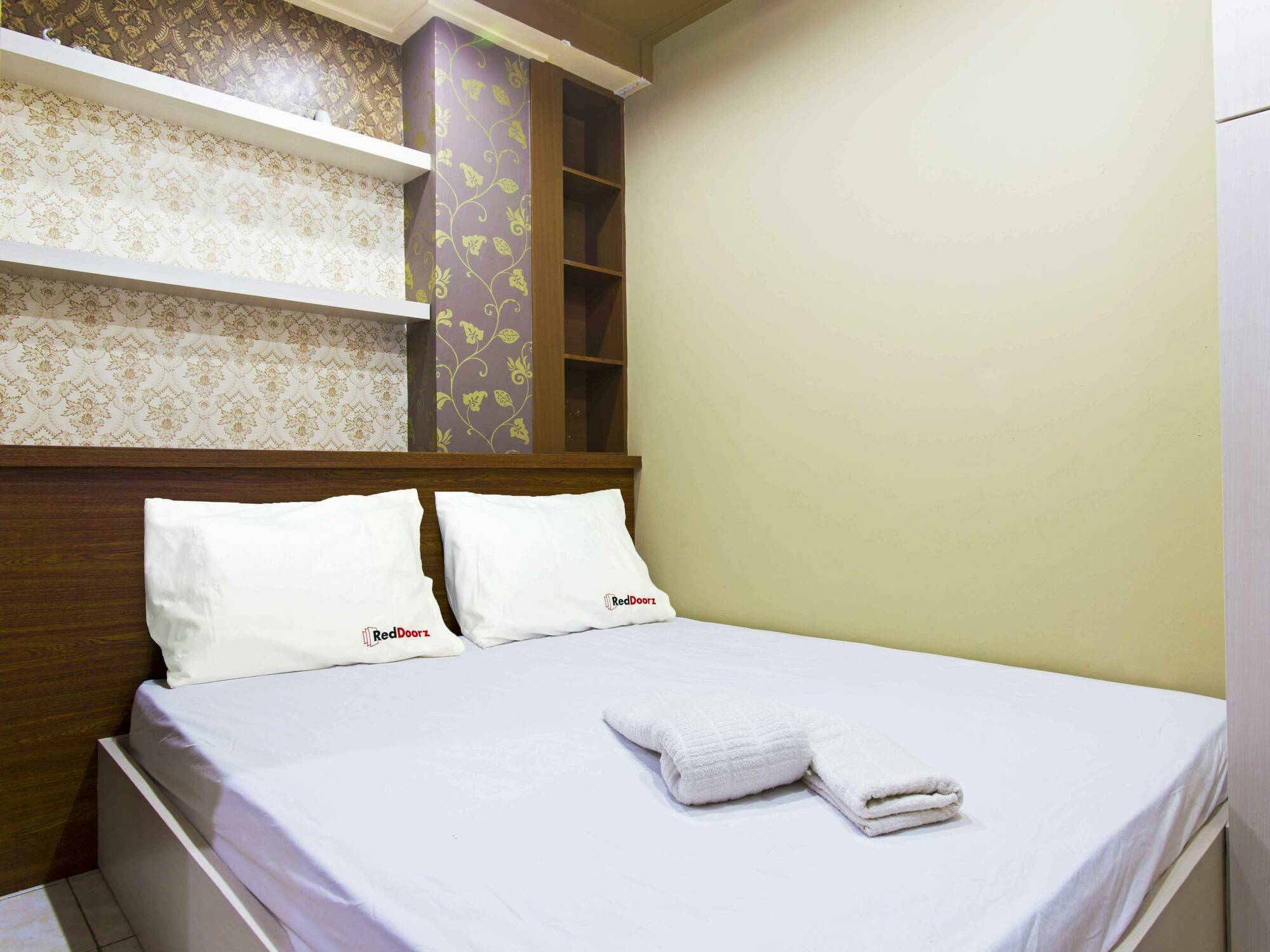 Reddoorz @ Tebet Asem Baris Hotel Jacarta Exterior foto
